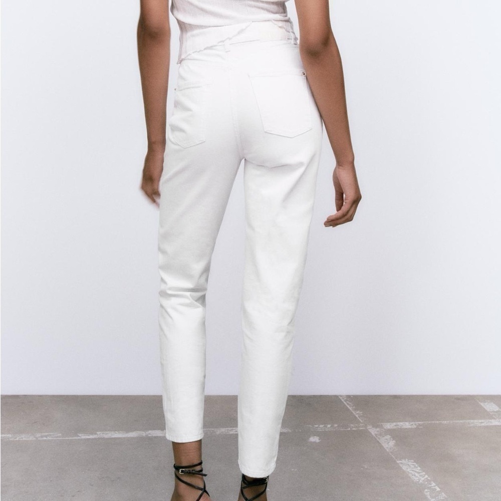 Zara Mom Fit Jeans - Picture 6 of 6